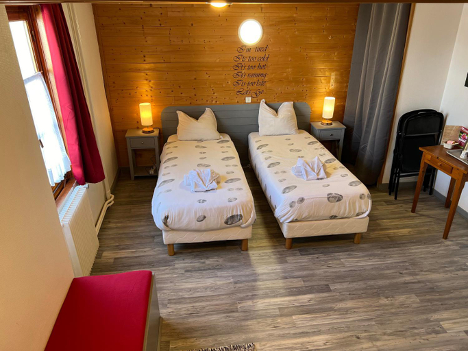 Bedroom 2, La Foret De Maronne, Isère