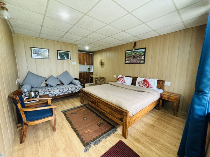 Bedroom 3, Himalayan High, Auli, By Himalayan Eco Lodges, Chamoli