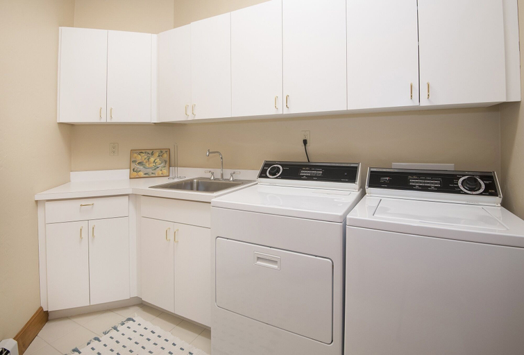 Laundry 4, 803 Holden Rd. 5 Bedroom Home by RedAwning, Eagle