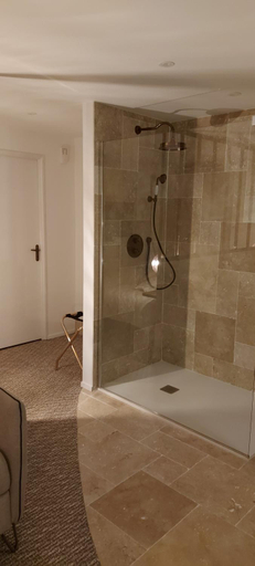Bathroom 3, auberge le petit mas, Puy-de-Dôme