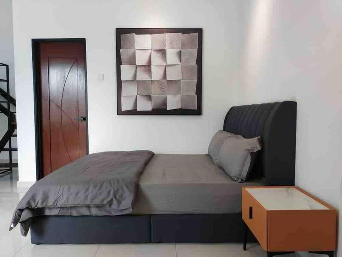 Bedroom 2, Dawn de Ville-Private Pool BBQ Karaoke 34-40pax, Kinta