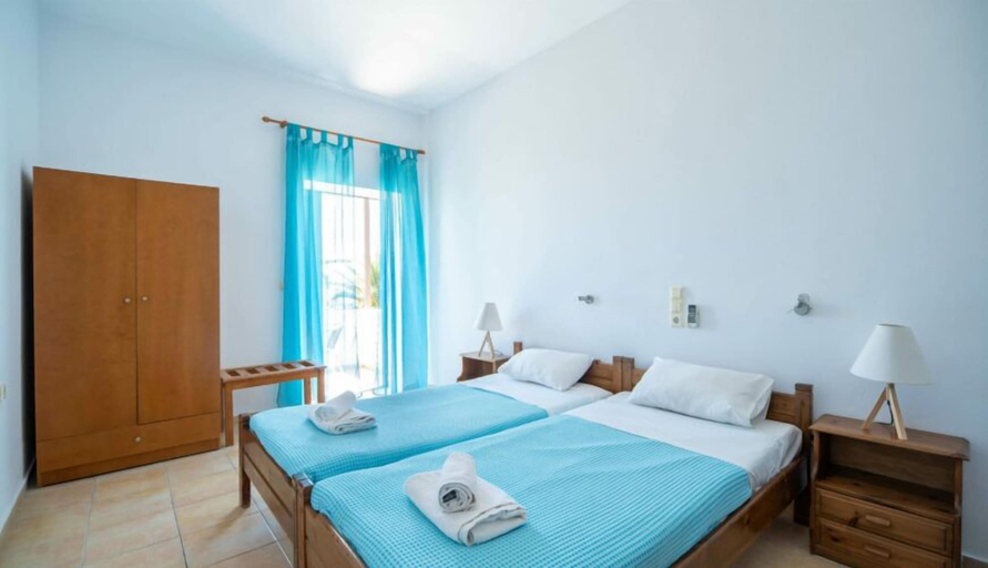 Bedroom 2, Milos Studios & Beach House, Crete