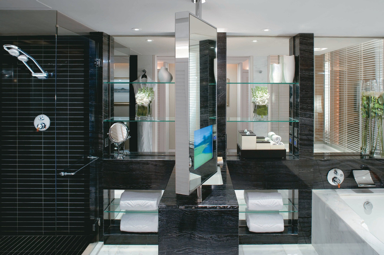 Bathroom 8