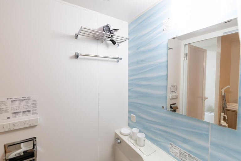 Bathroom 2, H2H Shinsaibashi, Osaka