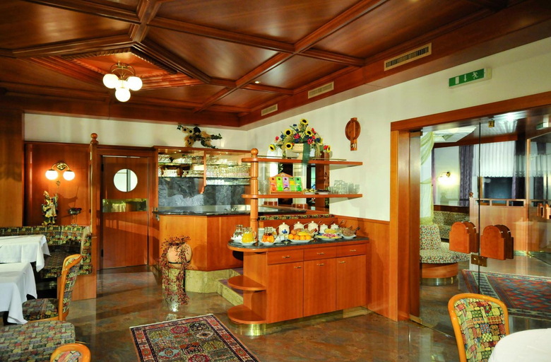 Food & Drinks 5, Aparthotel Garni Monte, Lienz