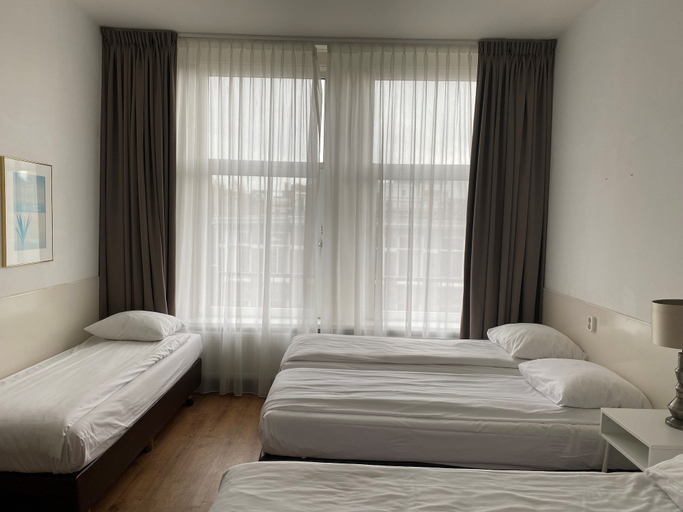 Room 3, Sphinx Hotel, Amsterdam