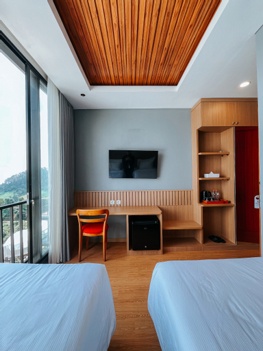 Bedroom 6