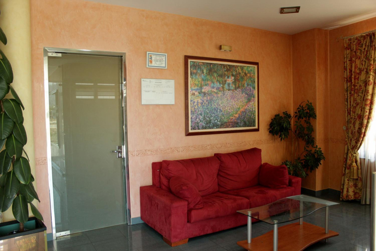 Public Area 2, Hostal Tio Pepe II, León