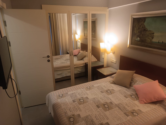 Bedroom 3, Summer Otel, Ula
