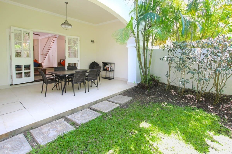 Others 5, Large Townhouse with Plunge Pool, 3 mins from Beach - Turtle View 2 by BSL Rentals