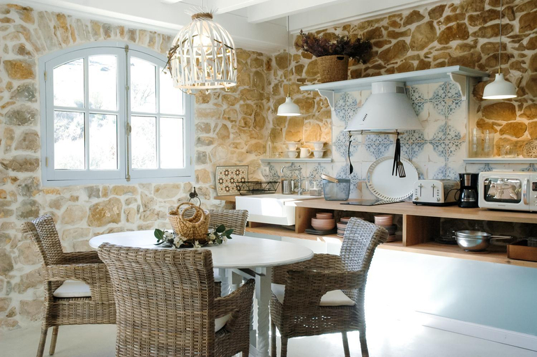 Kitchen 2, Villa Inocencia, Cantabria