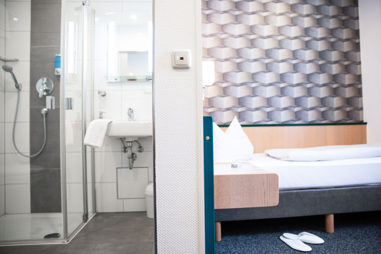 Bathroom 4, Hotel Regina, Würzburg