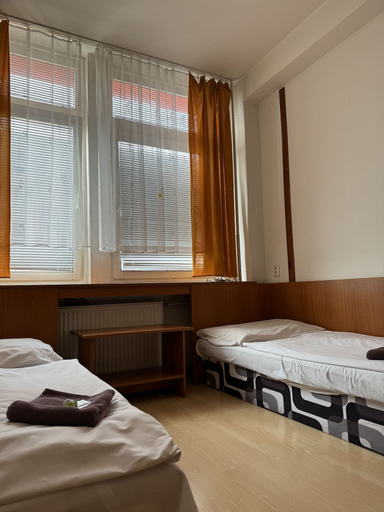 Bedroom 3, Hotel Avion, Bratislava II