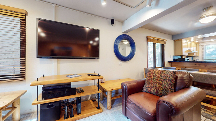 Living area 5, Wildflower #51 1 Bedroom Condo by RedAwning, Mono