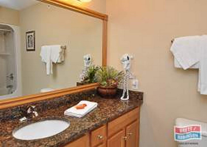 Bathroom 5, Phoenix West Ii - 3 Bed 4 Bath Gulf Front High Sleeps 8 3 Bedroom Condo, Baldwin