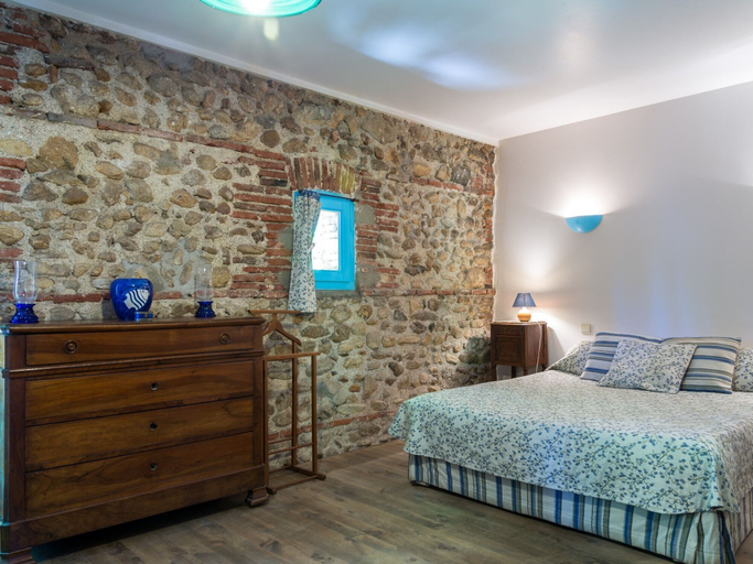 Bedroom 2, Domaine Mas Bazan, Pyrénées-Orientales