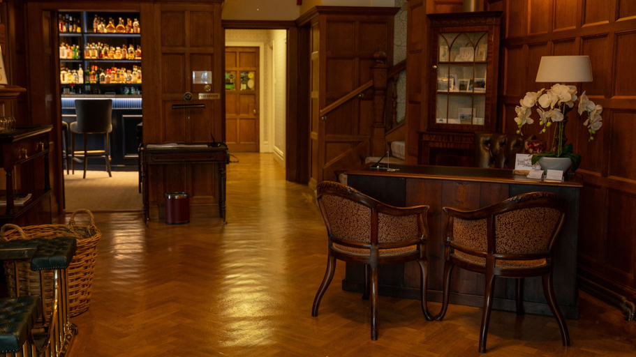 Food & Drinks 5, Lindeth Fell Country House, Cumbria