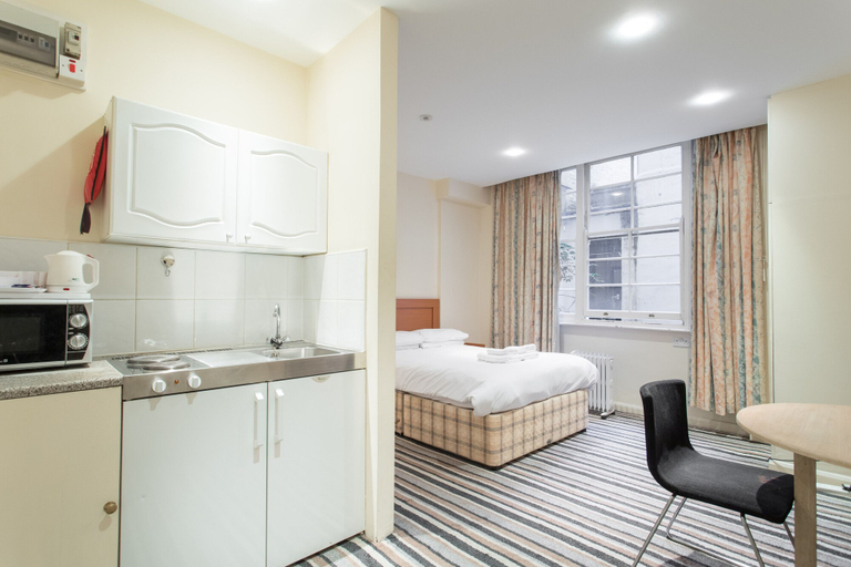 Bedroom 2, Amber Residence Hotel, London