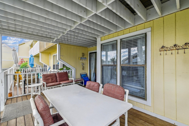 Others 5, Studio With A Queen Size Bed, Twin Bed And Sofa Sleeper - Sleeps 5 0 Bedroom Condo by RedAwning, Okaloosa