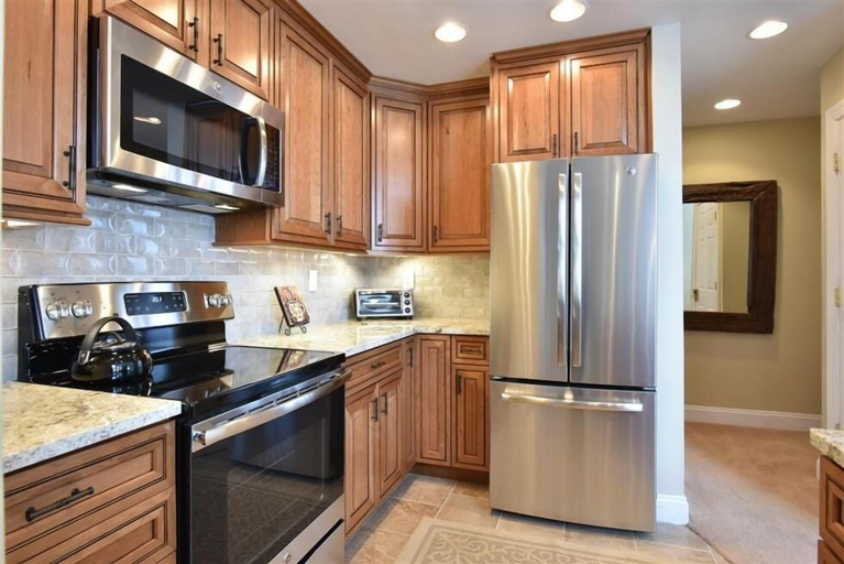 Others 5, Seven Springs 3 BR Premium Condo with Loft & Deck by RedAwning, Somerset