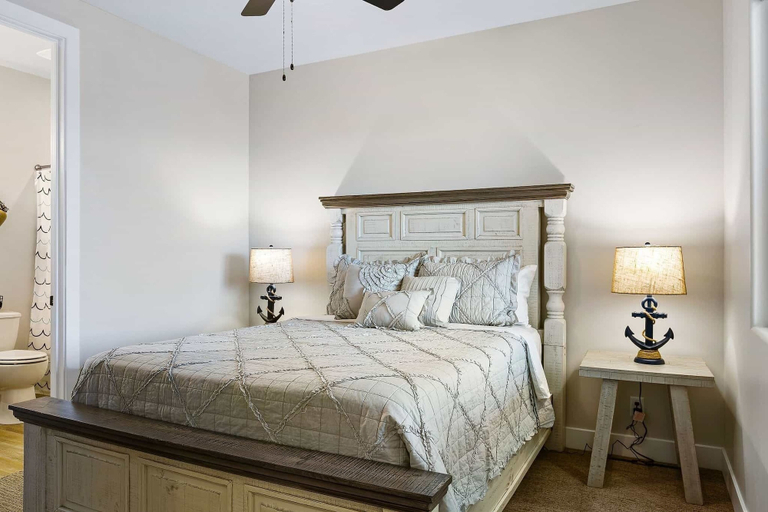 Bedroom 3, Pirates Den at the Shores by RedAwning, Washington