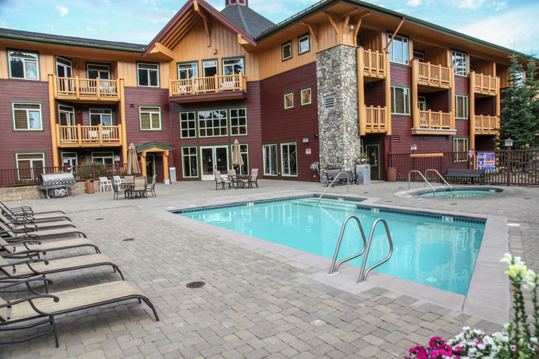 Pool 3, Sunstone 209 Ski-In Ski-Out, Gorgeous Mountain Views, Heated Pool Jacuzzi by RedAwning, Mono