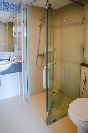 Bathroom 5, Cinnamon Hotel Bangkok, Chatuchak