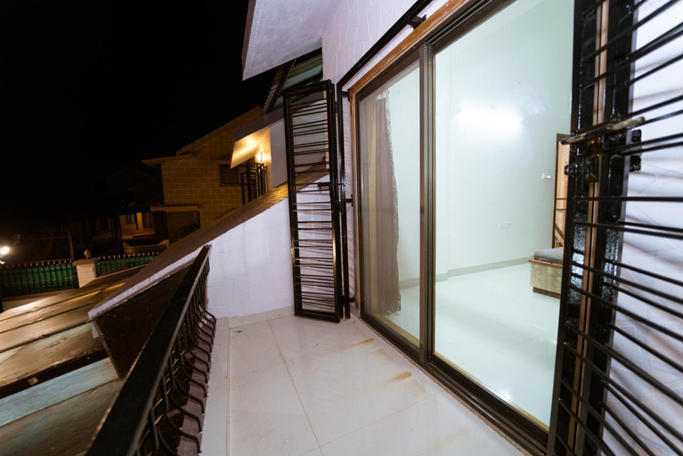 Balcony/terrace 4, The Royal Villa, Satara