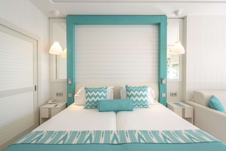 Bedroom 3, Nixe Palace Hotel, Baleares