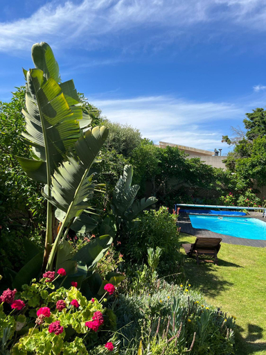 Garden 2, Sunset Beach Living Guesthouse, City of Cape Town