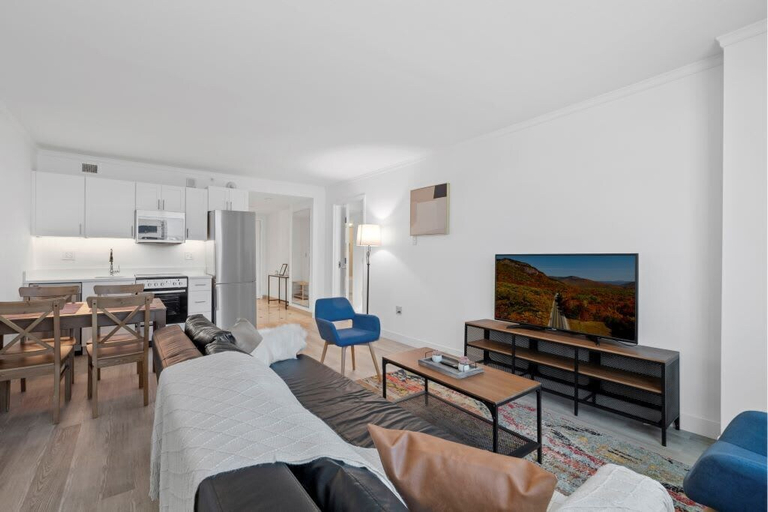 Others 4, CozySuites at Showboat Bold Beachfront Condo, Atlantic