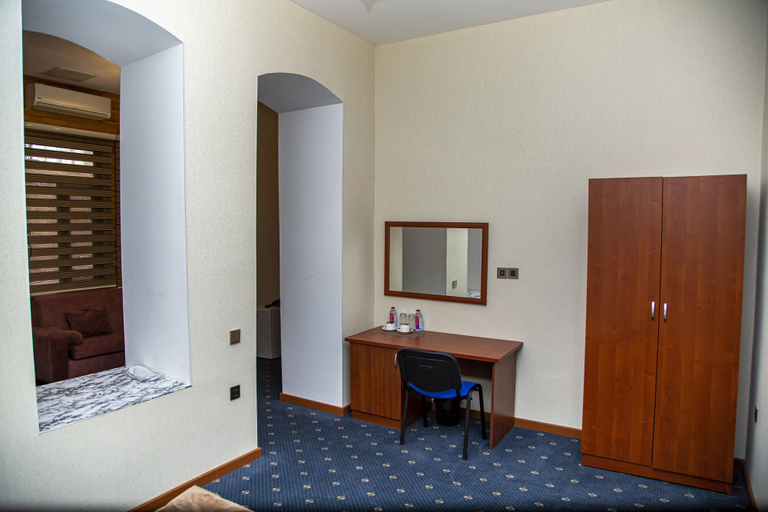 Bedroom 3, Port Hotel, Baku