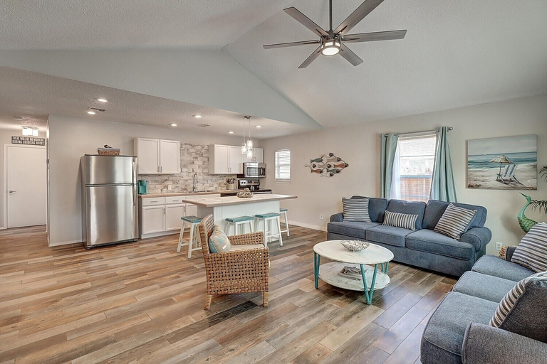 Living room 4, Mermaid's Landing 2 Bedroom Cottage by RedAwning, Aransas