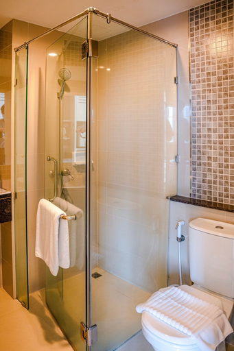 Bathroom 5, Cinnamon Hotel Bangkok, Chatuchak