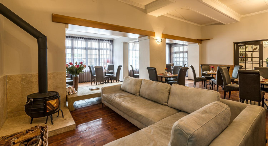 Food & Drinks 5, Clanwilliam Hotel, West Coast