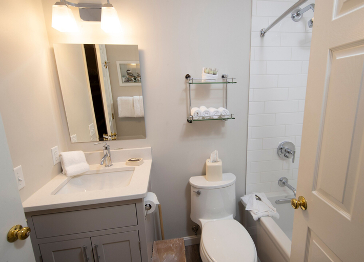 Bedroom 4, Modern & Updated Winterplace 3br- Sleeps 12 3 Bedroom Condo by RedAwning, Windsor