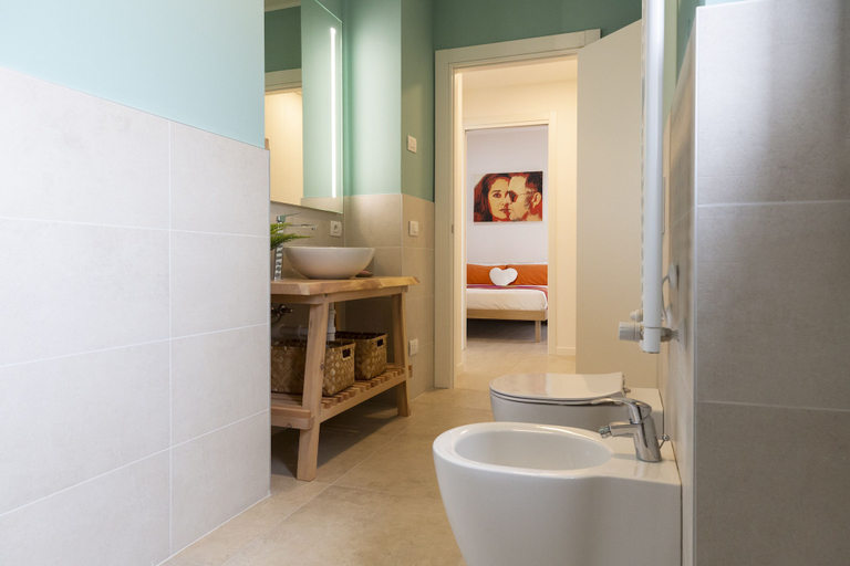 Bathroom 2, notaMi - Terminal Tower - S. Cristoforo, Milano