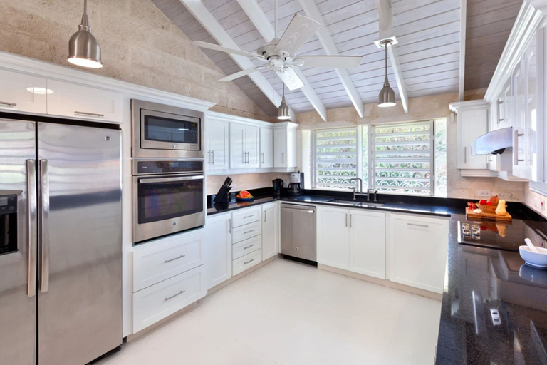 Others 5, Todmorden by Blue Sky Luxury