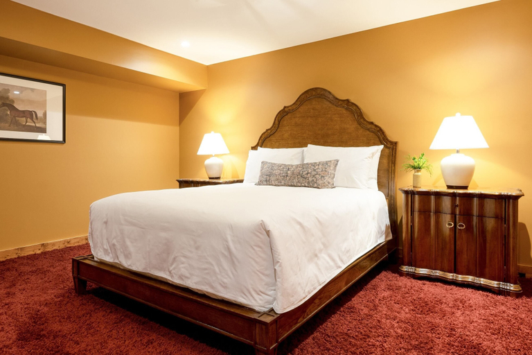 Bedroom 2, Moose Lodge by Avantstay Luxe Berkshires Escape, Berkshire