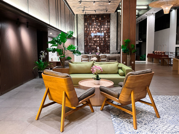 Public Area 4, Luminor Hotel Legian Seminyak Bali, Badung