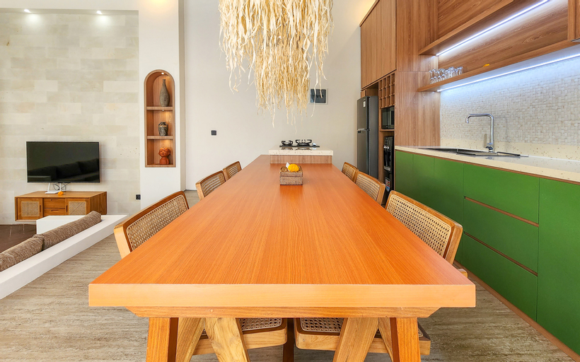 Dining Room 20