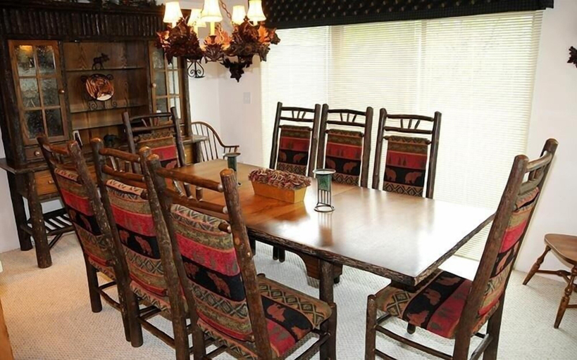 Others 5, Seven Springs 4 BR Premium Condo, Deck with Views by RedAwning, Somerset