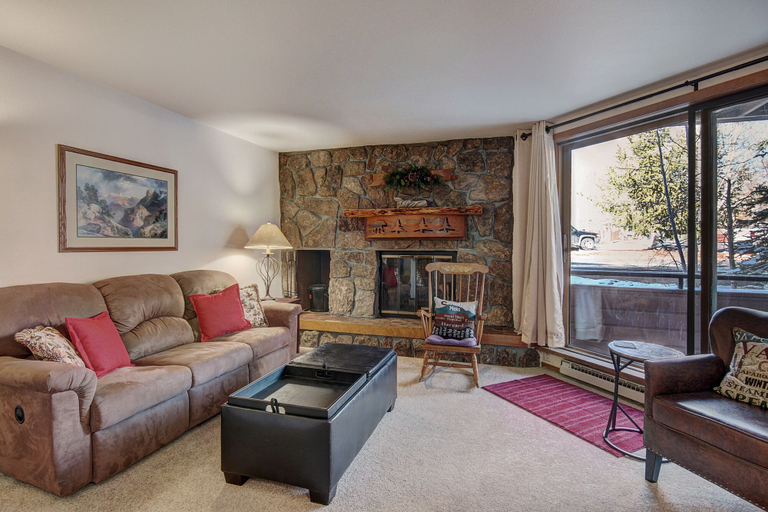 Living area 5, 112 Marina Place 2 Bedroom Condo by RedAwning, Summit