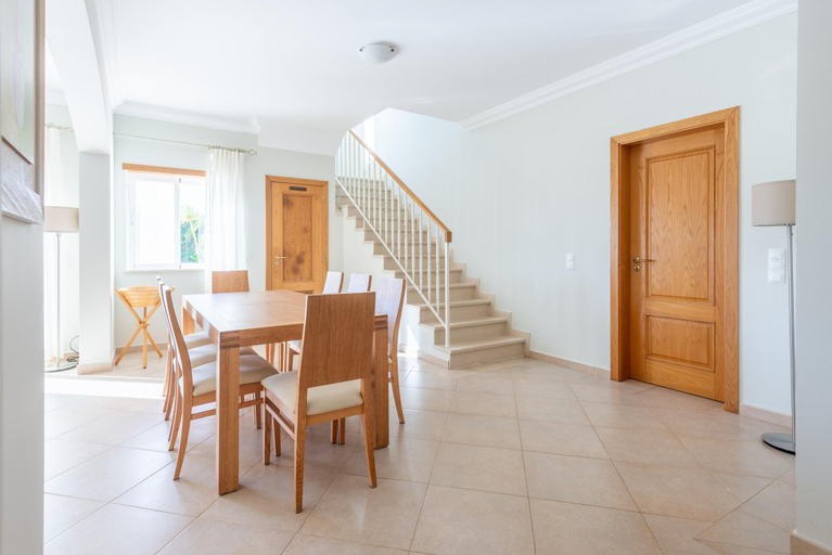 Room 3, Lote 50 at Boavista Resort Lagos, Lagos