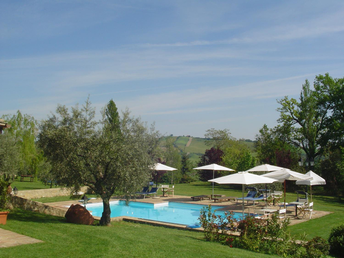 Swimming pool 3, Agriturismo Tre Querce, Macerata