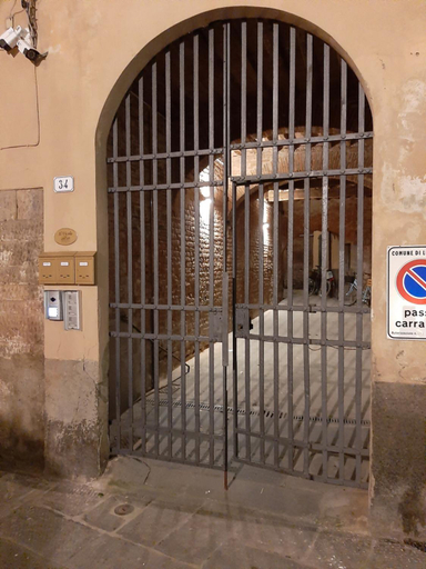 Others 5, Il Vicolo, Lucca
