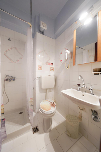 Bathroom 5, Dionisos Palms, Central Macedonia