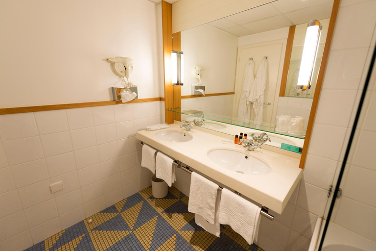 Bathroom 4, Grand Hotel Filippo, Bas-Rhin