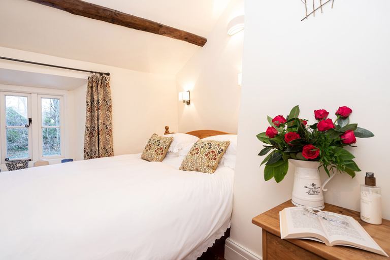 Bedroom 2, Ingleton 2-bed Cottage, Sleeps 4, Pet Ok & Parking, North Yorkshire