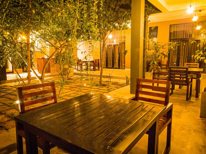 Food & Drinks 5, Isi Arana Eco Villa, N. Palatha Central